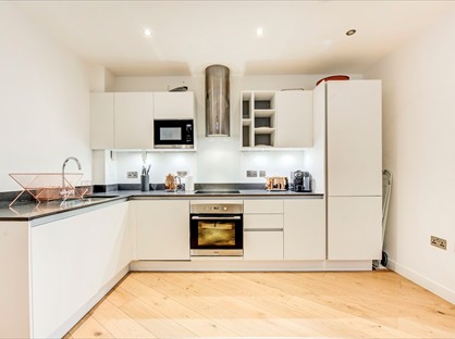 1 Bed Flat, Esker Place, E2
