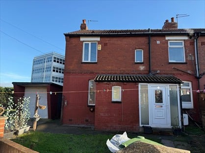 3 Bed End Terrace, Lupton Avenue, LS9