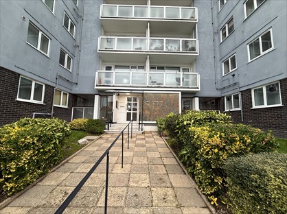 2 Bed Flat, The Chantry, BN21