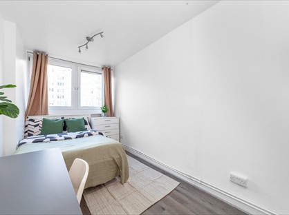 Room in a Shared Flat, Albon House, SW18