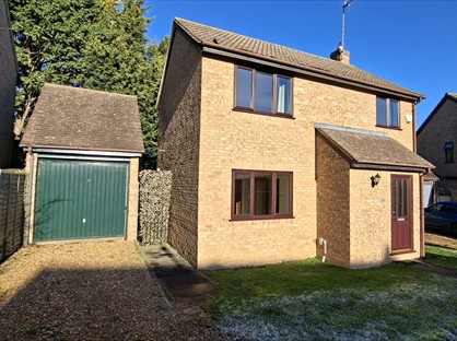 3 Bed Detached House, Wentworth Drive, PE8