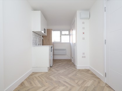 Studio Flat, Cordingley Road, HA4