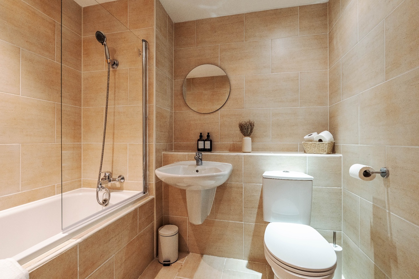 Additional image 15 of 2 Bed Flat, Oldham Street, L1, N1 7GU