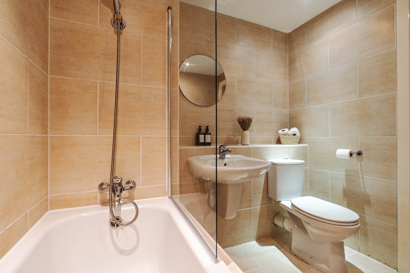 Additional image 16 of 2 Bed Flat, Oldham Street, L1, N1 7GU