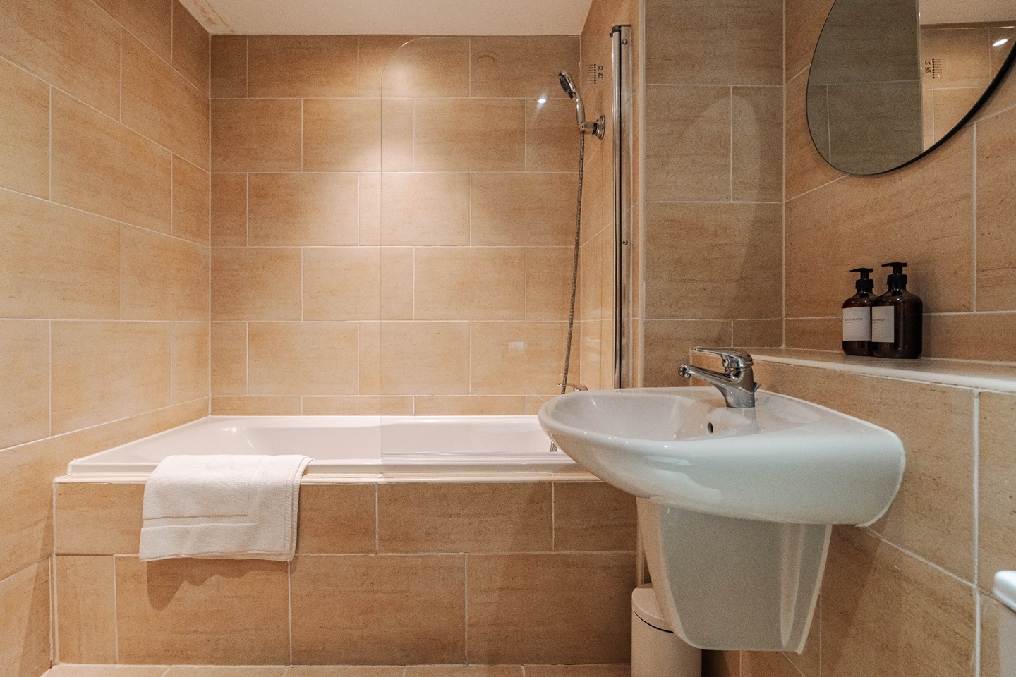 Additional image 20 of 2 Bed Flat, Oldham Street, L1, N1 7GU