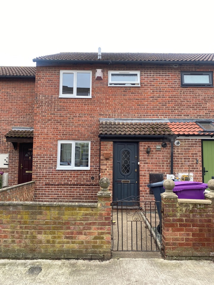 2 Bed Terraced House, Corfield Street, E2 photo 4