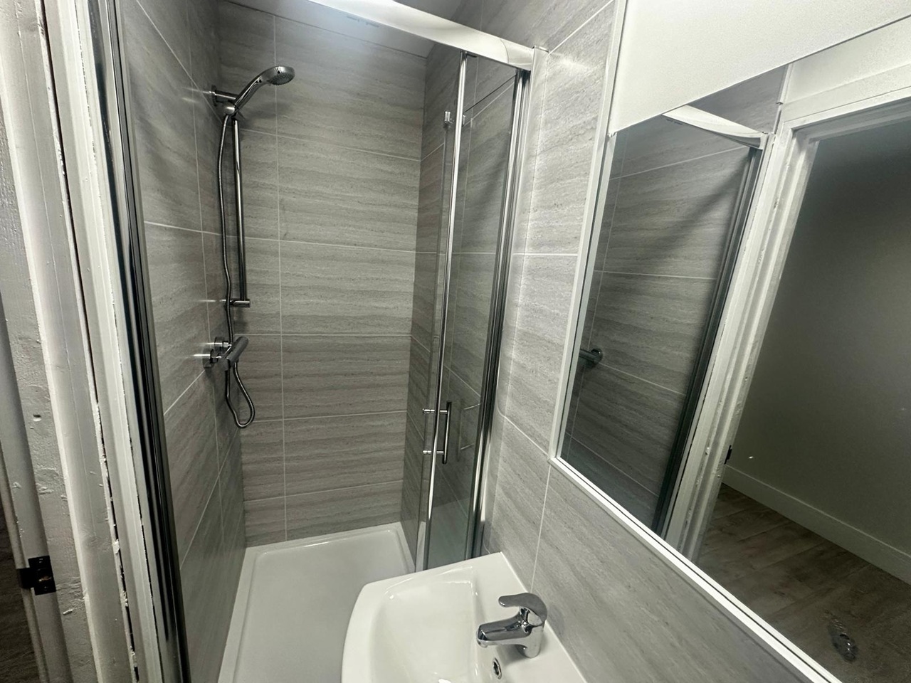 Additional image 3 of Studio Flat, Wyken Avenue, CV2, N1 7GU