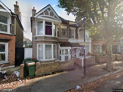 1 Bed Flat, Montpelier Gardens, E6