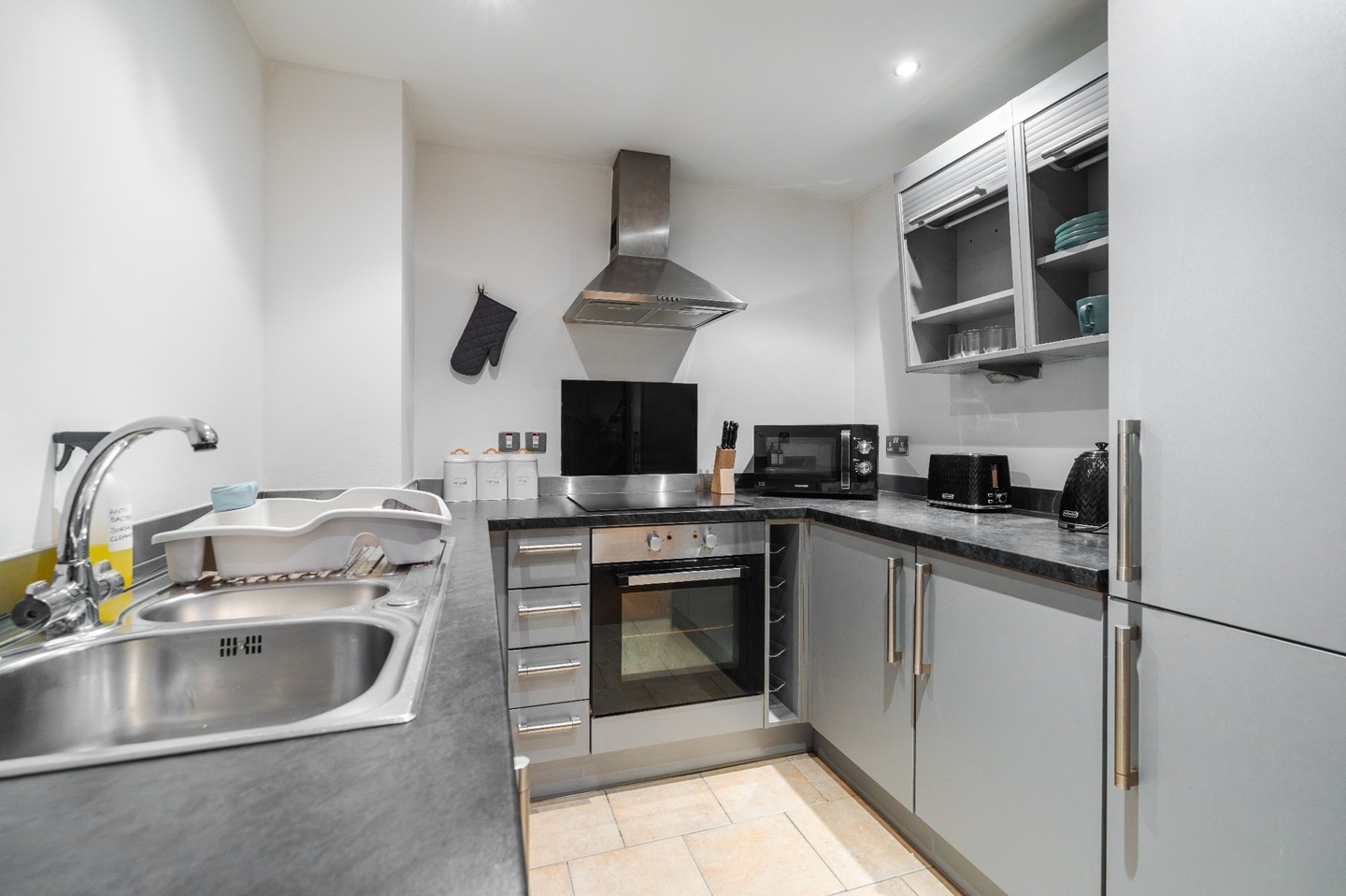 Additional image 40 of 2 Bed Flat, Oldham Place, L1, N1 7GU