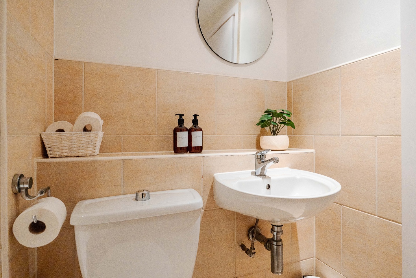 Additional image 47 of 2 Bed Flat, Oldham Place, L1, N1 7GU