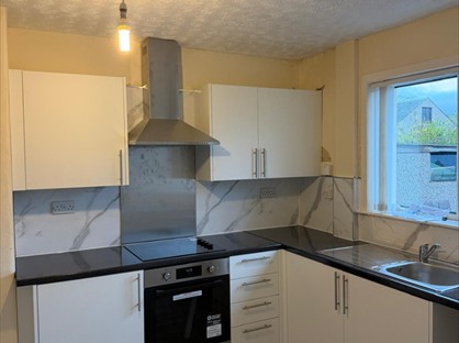 2 Bed Flat, Albert Avenue, FK3