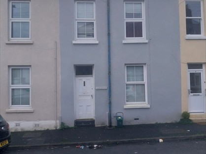 3 Bed Terraced House, Barnsfield Terrace, SA31