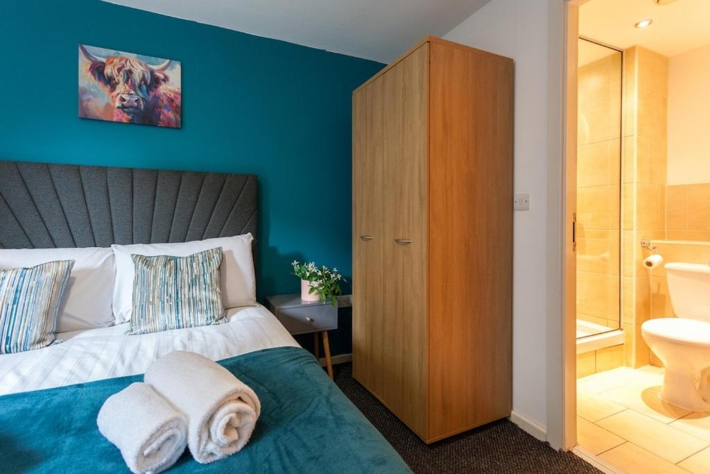 Additional image 4 of 2 Bed Flat, Oldham Place, L1, N1 7GU