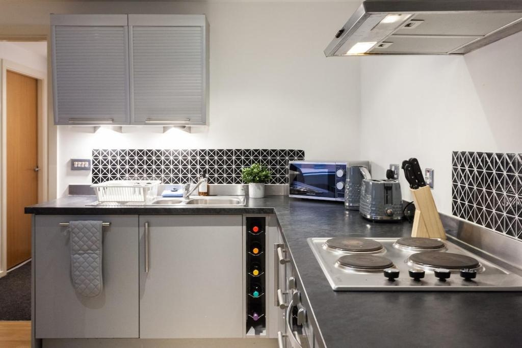 Additional image 18 of 2 Bed Flat, Oldham Place, L1, N1 7GU