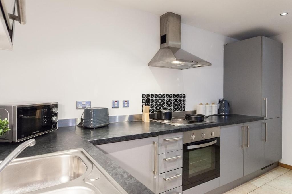 Additional image 20 of 2 Bed Flat, Oldham Place, L1, N1 7GU