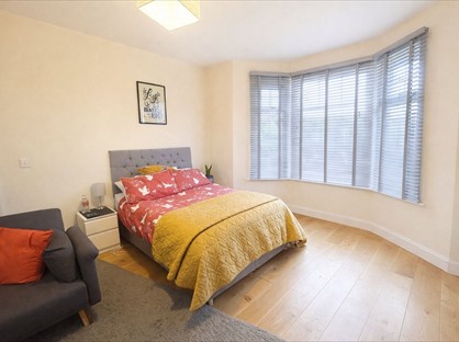 Studio Flat, Worple Road, SW20