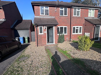 3 Bed Semi-Detached House, Galloway Close, GU51