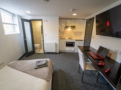 Room in a Shared House, Birmingham, B29