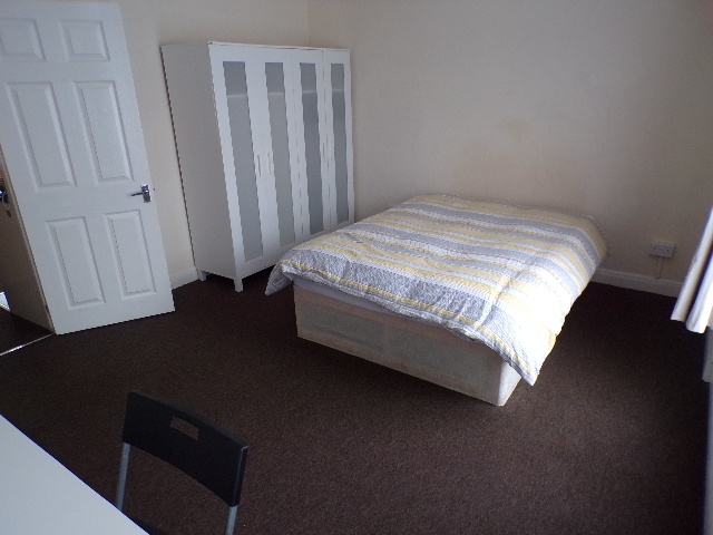 Additional image 3 of 1 Bed Flat, Kingsland Avenue, CV5, N1 7GU