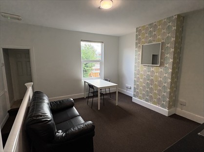 1 Bed Flat, Kingsland Avenue, CV5