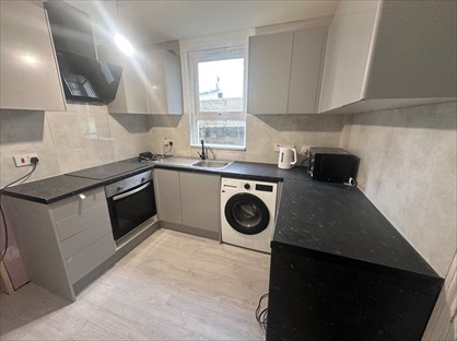 5 Bed Terraced House, Rainham Road, ME7