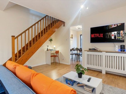 2 Bed Terraced House, Southerngate Way, SE14