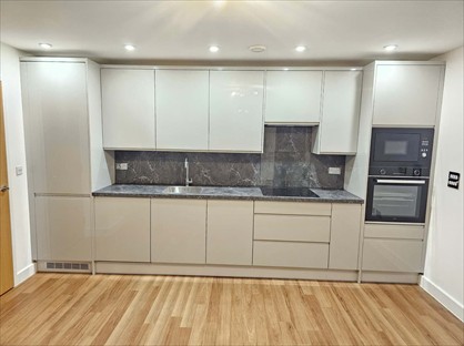 2 Bed Flat, Venice Corte, SE13