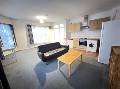 1 Bed Flat, Chippenham Road, W9