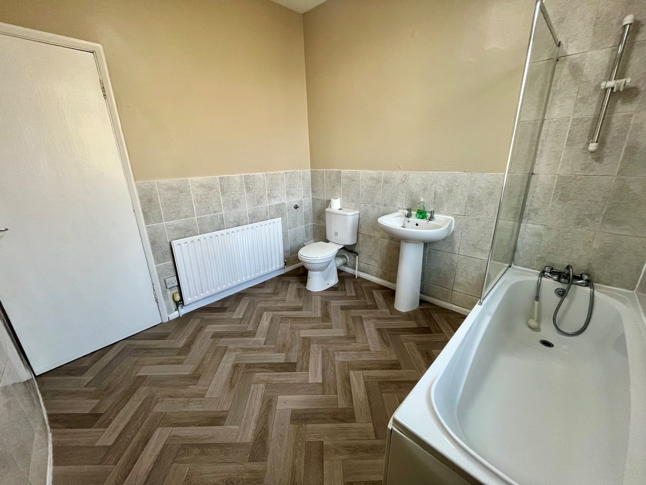 Additional image 3 of 3 Bed Flat, Holberry Gardens, S10, N1 7GU