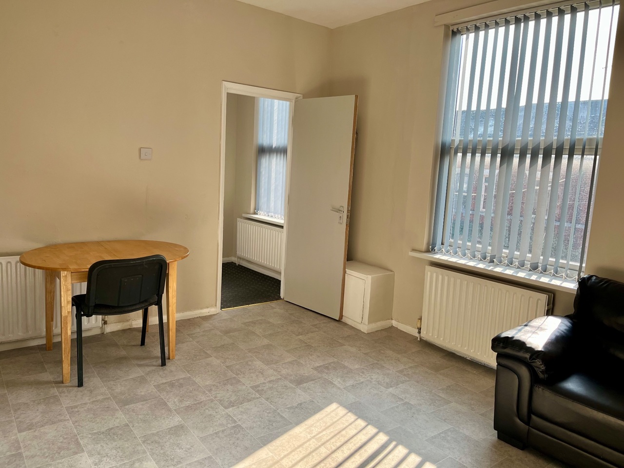 Additional image 6 of 3 Bed Flat, Holberry Gardens, S10, N1 7GU