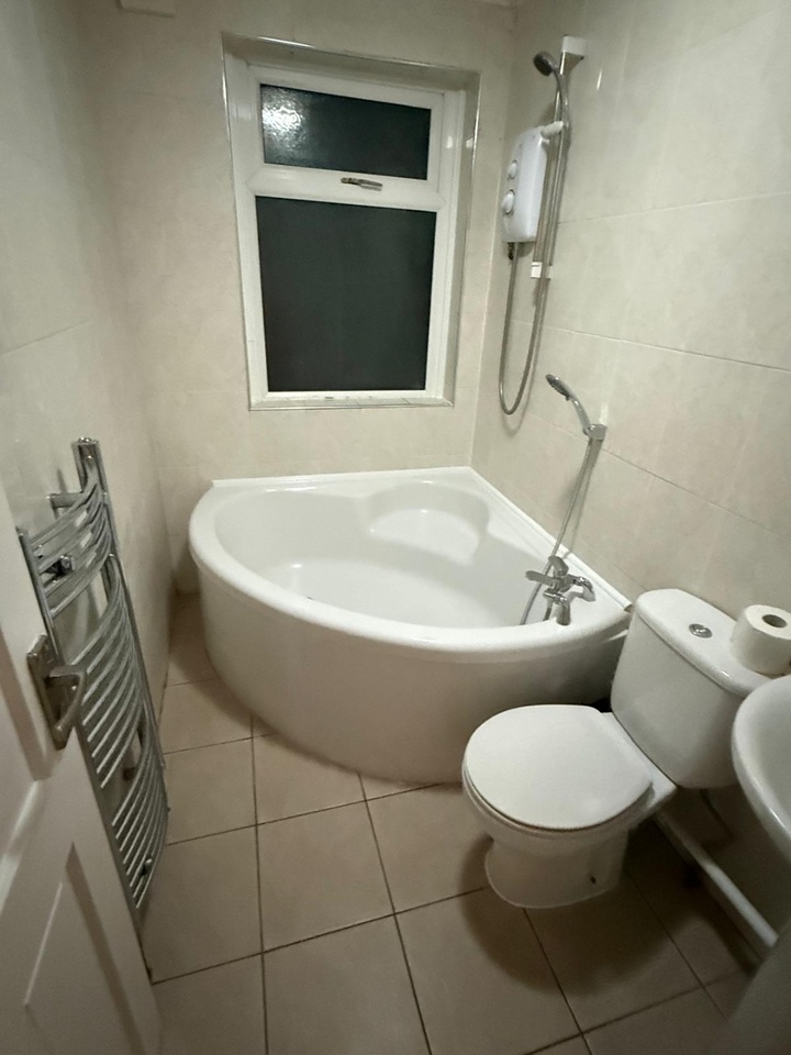 Additional image 13 of Room in a Shared House, Dulverton Road, LE3, N1 7GU