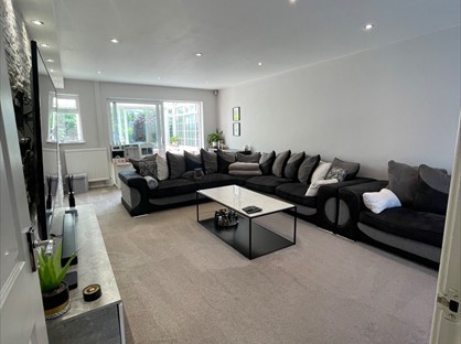 4 Bed Semi-Detached House, Watergate Way, L25