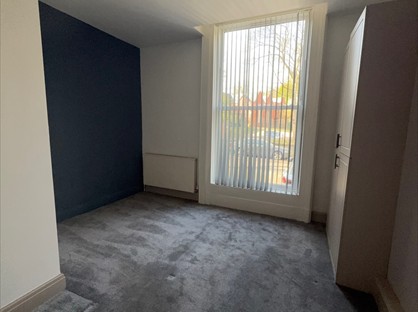 Studio Flat, Ullet Road, L8