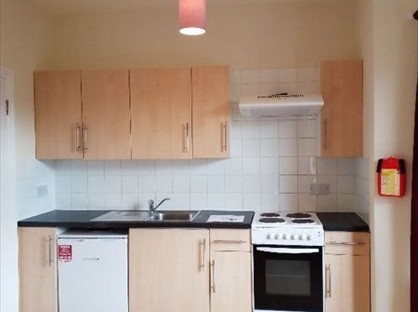 Studio Flat, Cranbrook Park, N22