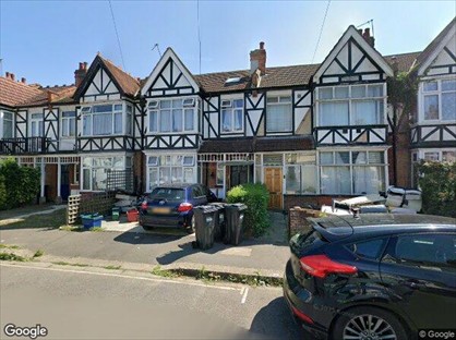 1 Bed Flat, Bulstrode Avenue, TW3
