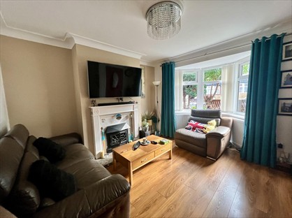 3 Bed End Terrace, Penrith Grove, LS12