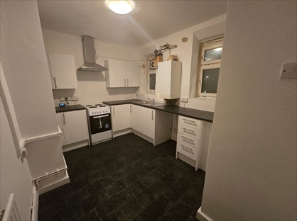 3 Bed Flat, Runnymede House, E9