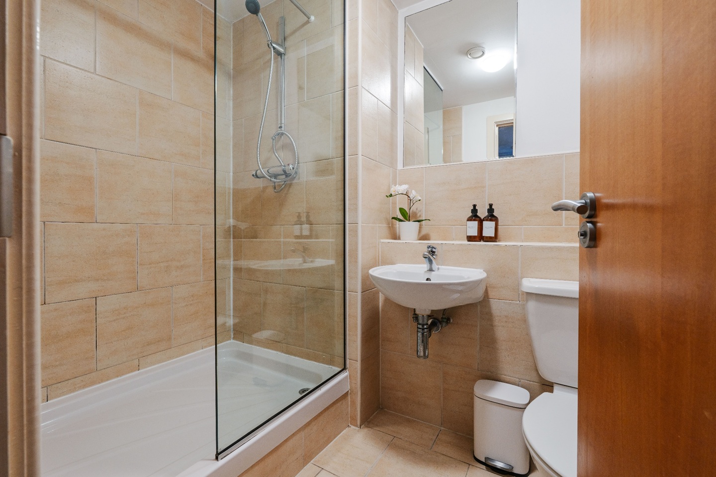 Additional image 23 of 2 Bed Flat, Oldham Place, L1, N1 7GU