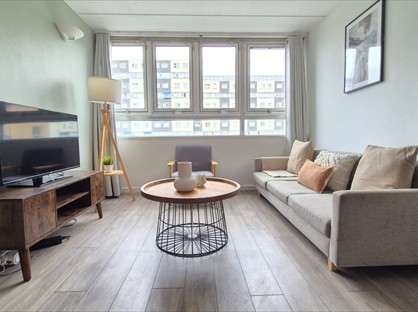 2 Bed Flat, Charlotte Despard Avenue, SW11