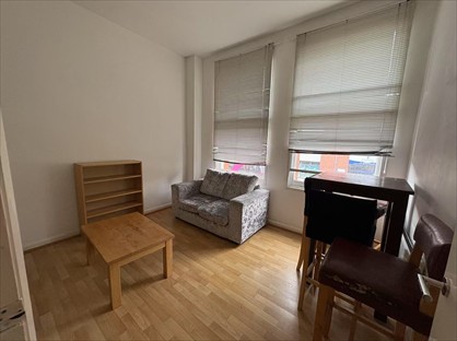 2 Bed Flat, Regent Court, NG1