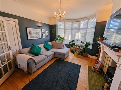 3 Bed Terraced House, Chanterlands Avenue, HU5