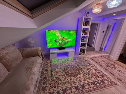 Room in a Shared Flat, Sunny Gardens Road, NW4