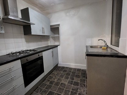 2 Bed Terraced House, Brantwood Terrace, M9