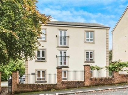 2 Bed Flat, Bryngwyn Road, NP20