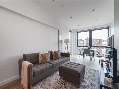 1 Bed Flat, Centric Close, NW1