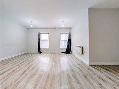 2 Bed Flat, Chichester Road, SS1