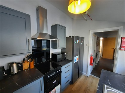 Room in a Shared House, Clark Street, YO12