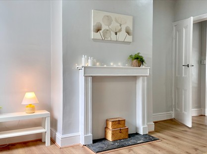 1 Bed Flat, Aston Road, LS13