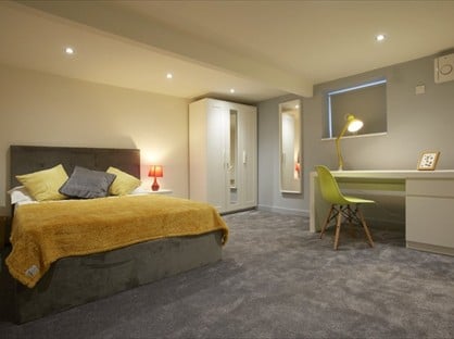 Room in a Shared House, Wesley Street, WF10