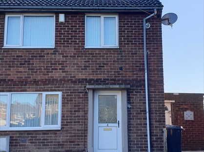 2 Bed Terraced House, Schofield Place, S73